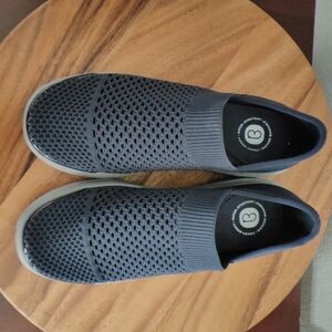 BZees Charlie slip on sneakers Breathable Navy Slip-On Shoes